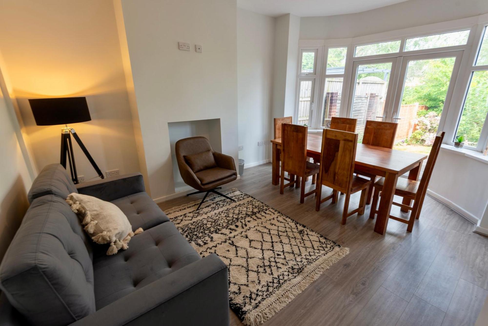 Double Room In Refurbished 5 Bed Home With Wifi And Tv BW Room 4 Solihull Ngoại thất bức ảnh